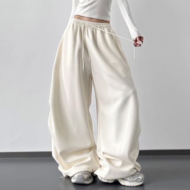 Superduper-Drawstring Waist Plain Baggy Sweatpants