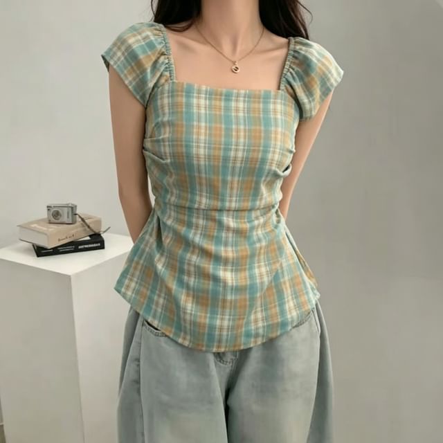 Supernova-Short Sleeve Square Neck Plaid Ruched Top