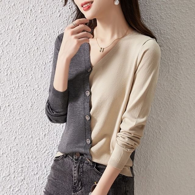 Supernova-V-Neck Two Tone Button Up Cardigan