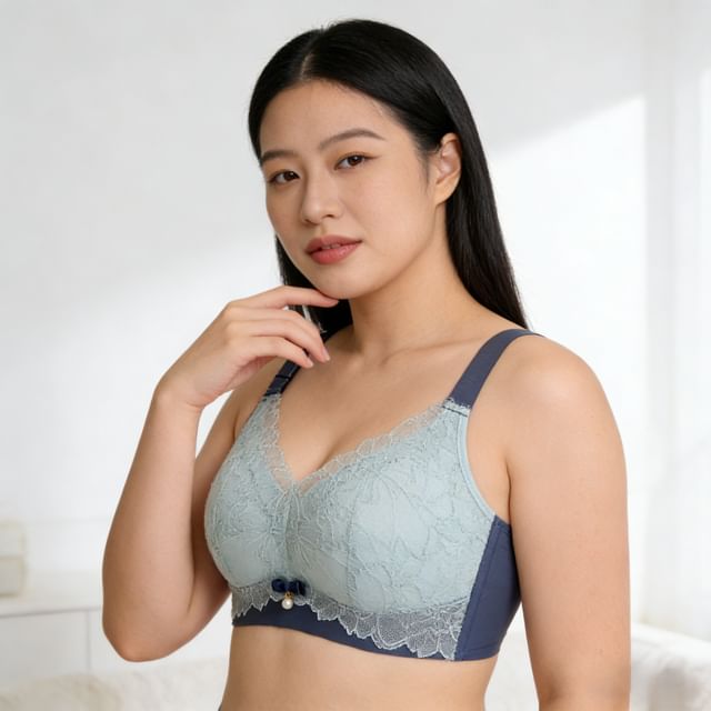 Sweet Lavendra-90C - 110E Plus Size Two Tone Lace Panel Wireless Bra
