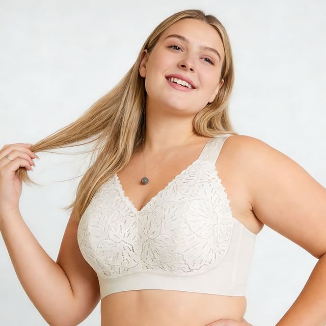 Sweet Lavendra-90C - 120G Plus Size Plain Lace Wireless Bra