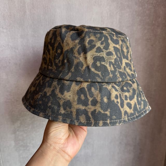 TAAK-Leopard Print Bucket Hat