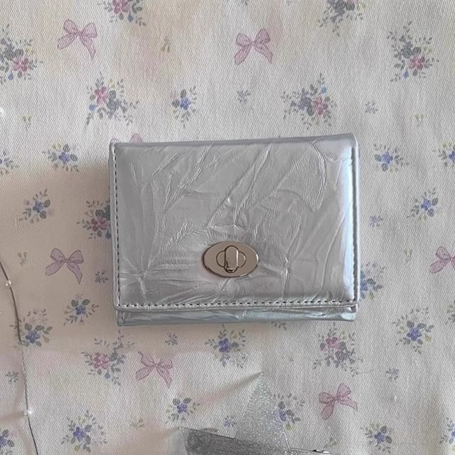 Taomicmic-Twist Lock Trifold Wallet