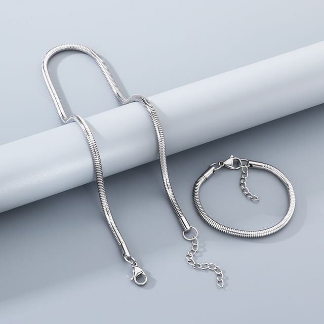 Tenri-Snakebone Bracelet Necklace Set