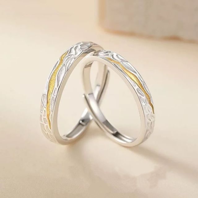 Tinseltown-Couple Matching Debossed Alloy Open Ring