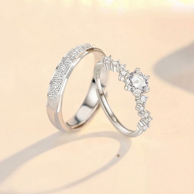 Tinseltown-Couple Matching Textured Ring Rhinestone Ring