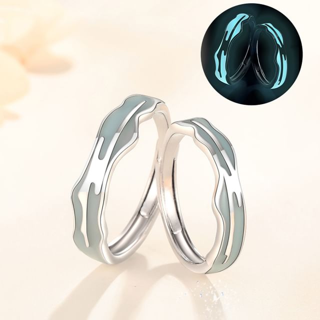 Tinseltown-Couple Matching Wavy Fluorescent Alloy Open Ring