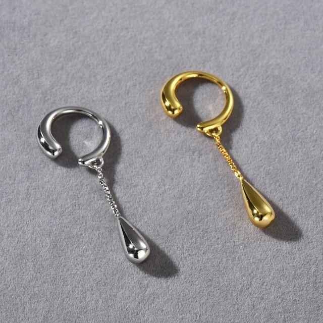 Tinseltown-Droplet Alloy Dangling Ear Cuff