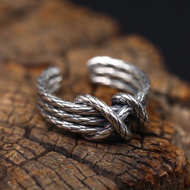 Tinseltown-Twisted Knot Open Ring