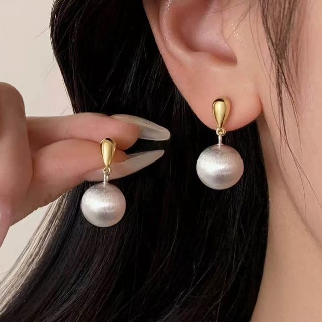 Toinianimos-Sterling Silver Ball Dangle Earring