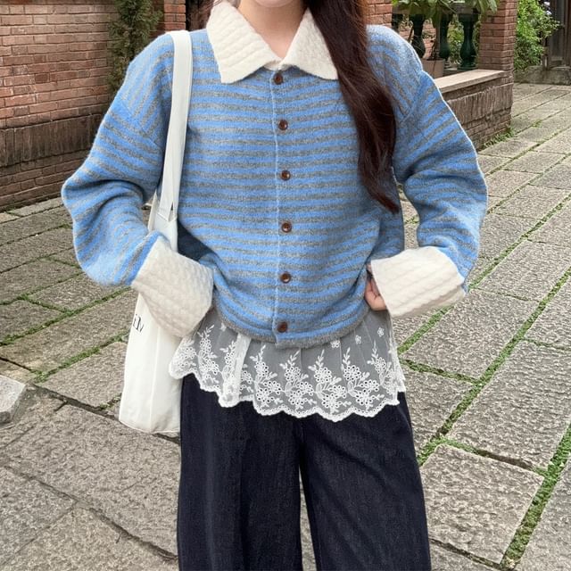 Trendycas-Collar Striped Cardigan