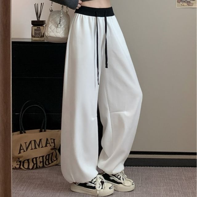 Trendycas-Drawstring Waist Plain Baggy Sweatpants