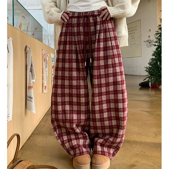 Trendycas-Drawstring Waist Plain Barrel Leg Baggy Pants