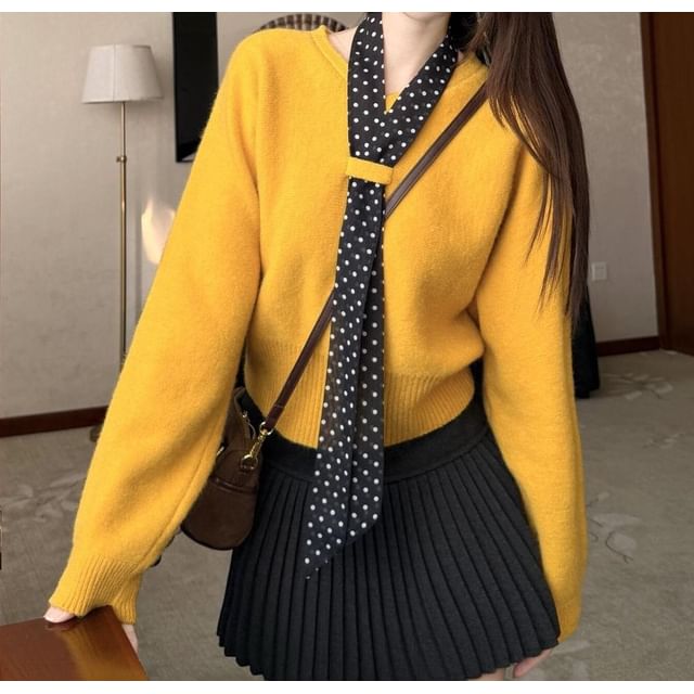 Trendycas-Drop Shoulder V-Neck Plain Sweater High Waist Mini Pleated Skirt