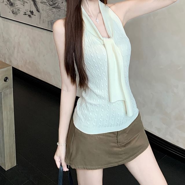 Trendycas-Halter Neck Lace Panel Cable Knit Slim Fit Top