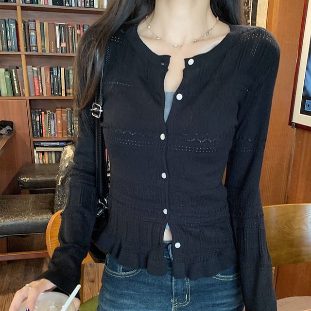 Trendycas-Long-Sleeve Button-Up Plain Crop Top