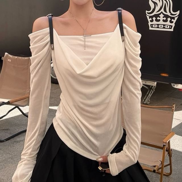 Trendycas-Long Sleeve Cold Shoulder Plain Ruched Buckled Top