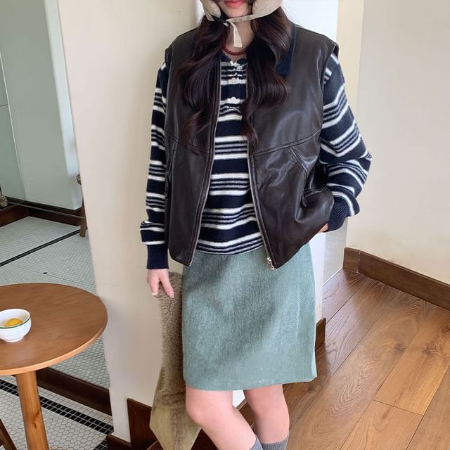Trendycas-Plain Faux Leather Zip Jacket