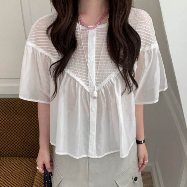 Trendycas-Short-Sleeve Round Neck Plain Ruched Blouse