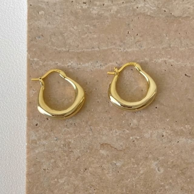 True Glam-Leverback Huggie Earring