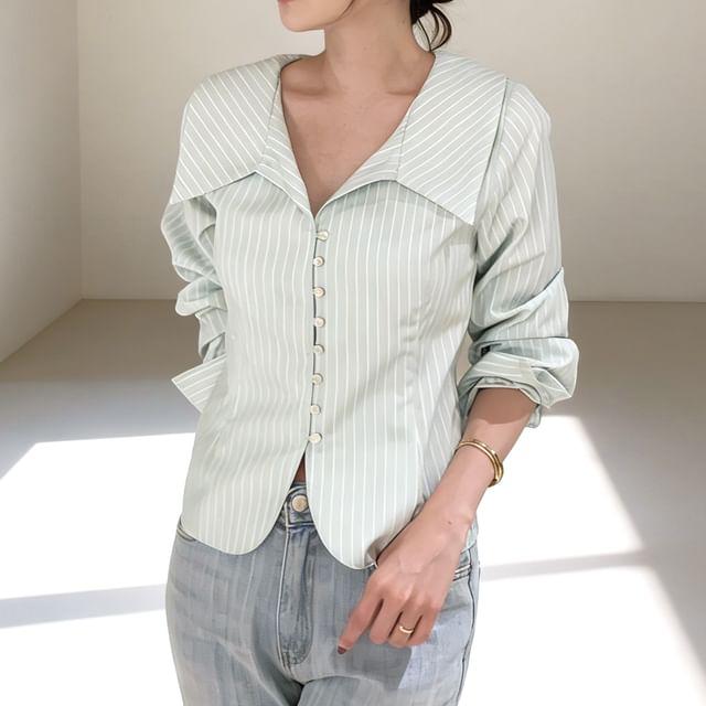 Tulstrix-Long Sleeve Collared Striped Blouse