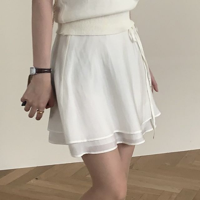 Tulstrix-Mid Rise Plain Mini A-Line Skirt