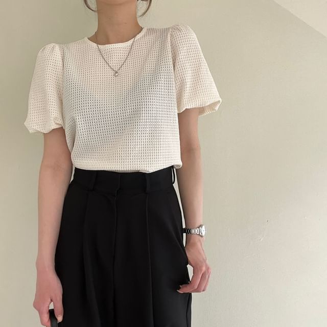 Tulstrix-Puff-Sleeve Round Neck Plain Blouse