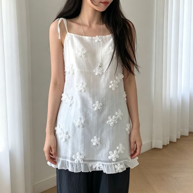 Tulstrix-Spaghetti Strap Flower Detail Camisole Top