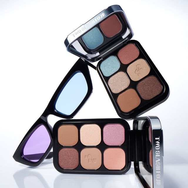 TWO SLASH FOUR-Odd Balance Eye Palette - 2 Types