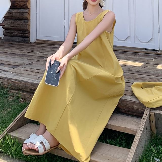 Tzarkozy-Sleeveless Plain Midi A-Line Dress