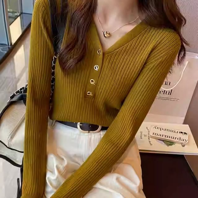 Ukiyo-Long Sleeve V-Neck Plain Toggle Ribbed Knit Top