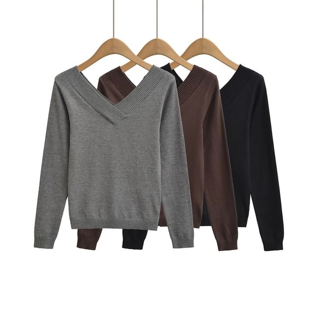 Ulark-Long Sleeve V-Neck Plain Knit Top
