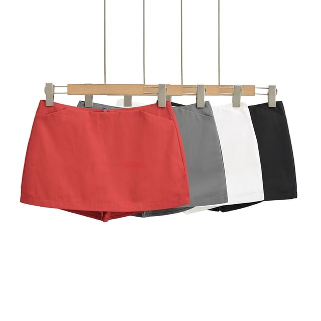 Ulark-Low Rise Plain Mini Skort