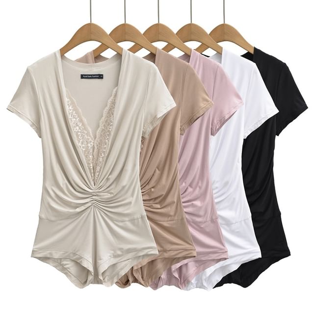 Ulark-Short-Sleeve V-Neck Lace Trim Romper