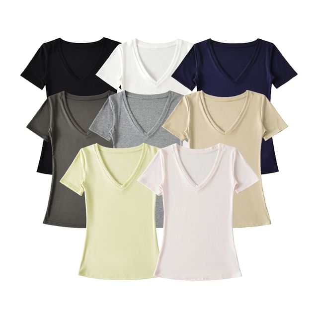 Ulark-Short Sleeve V-Neck Plain Tee