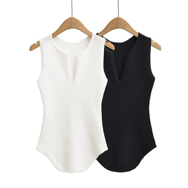 Ulark-Sleeveless Notch Neck Plain Knit Top