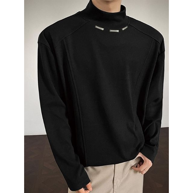 Vernanah-Long-Sleeve Mock Neck Plain T-Shirt