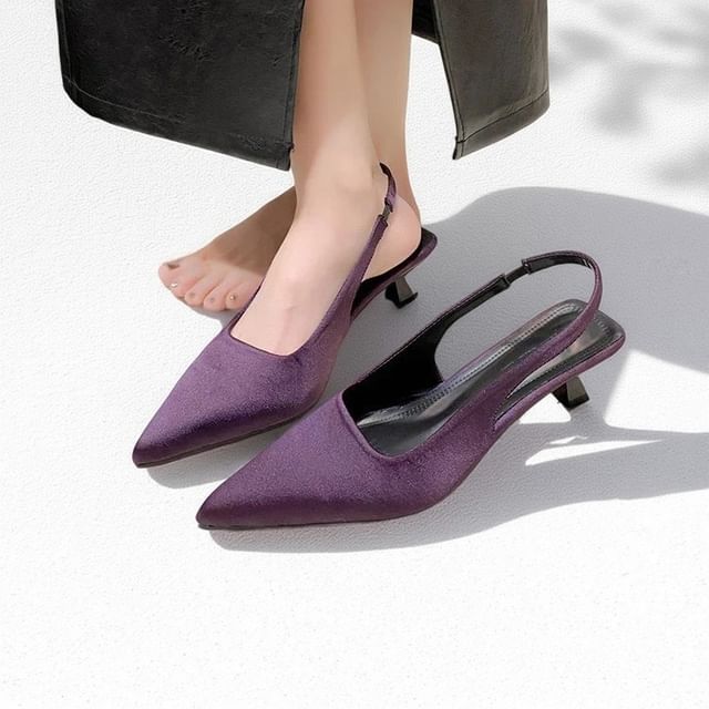 Vindler-Kitten Heel Pointed Toe Plain Satin Slingback Sandals