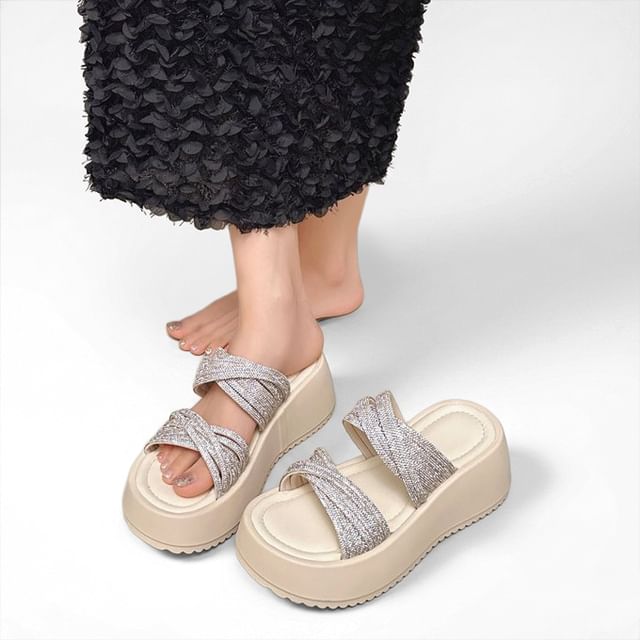 Vindler-Platform Rhinestone Slide Sandals