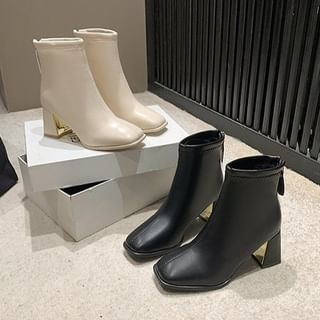 Vindler-Square Toe Chunky Heel Short Boots