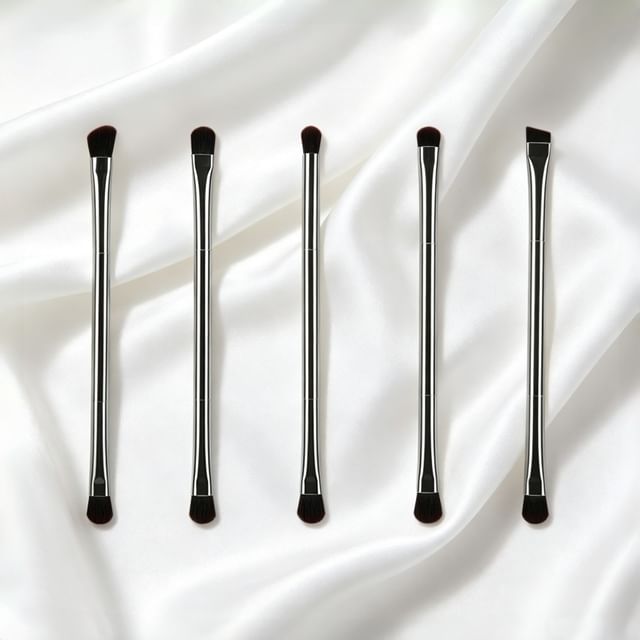 Violeta-Dual-End Eye Shadow Brush