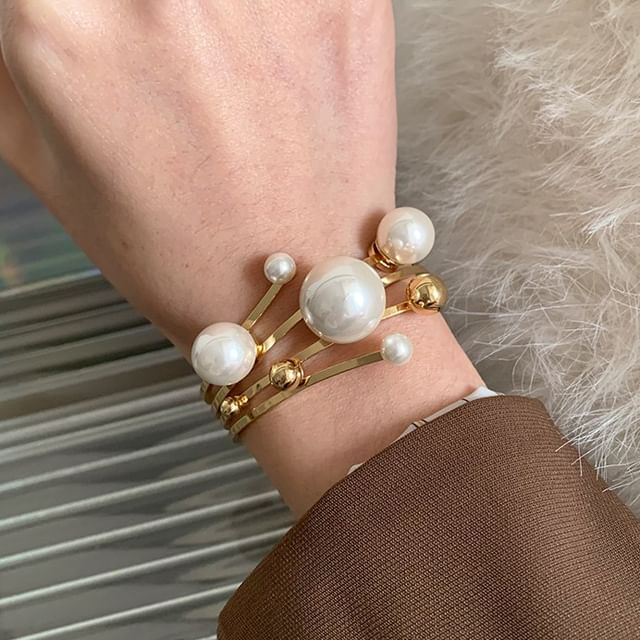 Wandoli-Faux Pearl Layered Open Bangle