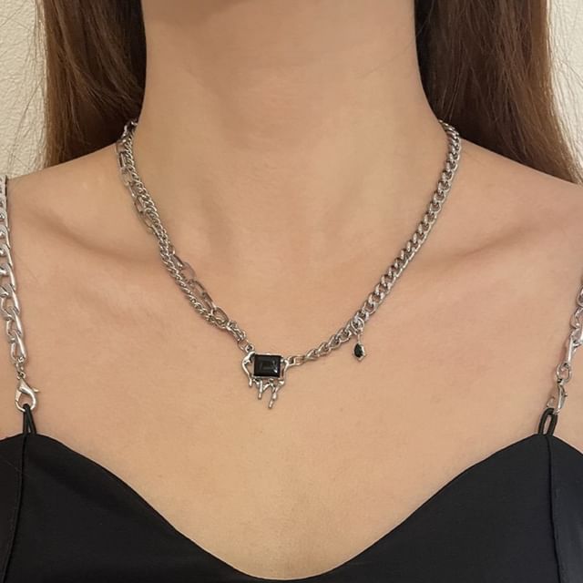 Wandoli-Melting Rhinestone Pendant Necklace
