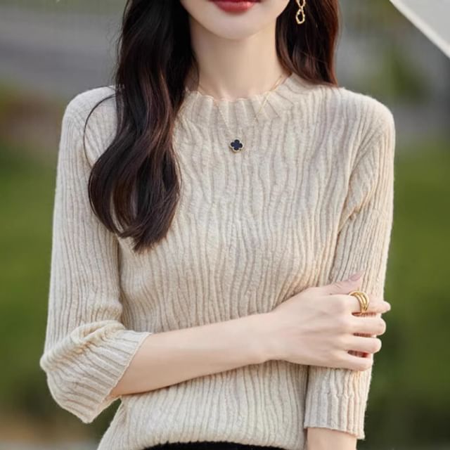 Weelop-34-Sleeve Round Neck Plain Crinkle Knit Top