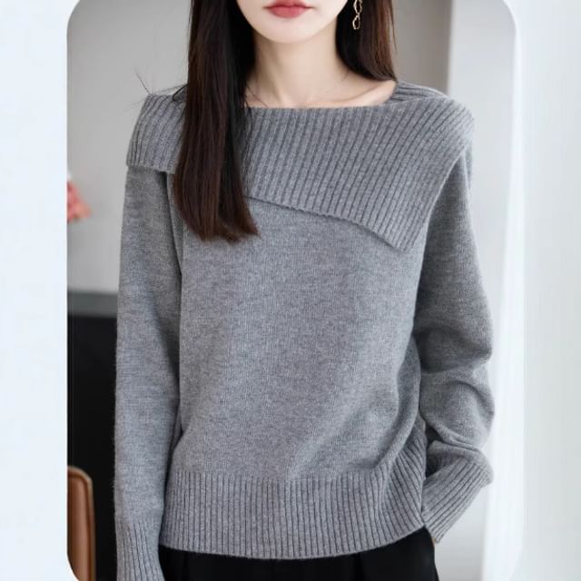 Weelop-Boat Neck Plain Asymmetrical Sweater