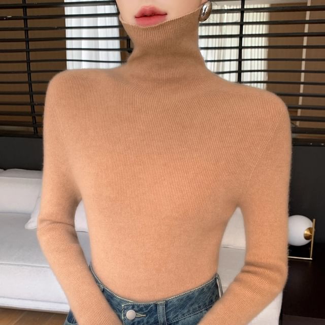 Weelop-Long-Sleeve Turtleneck Plain Knit Top