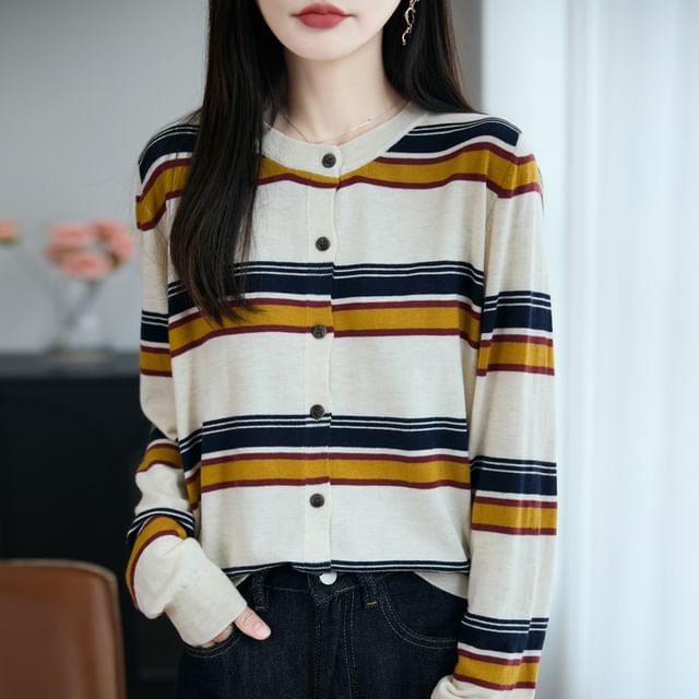 Weelop-Round Neck Striped Cardigan