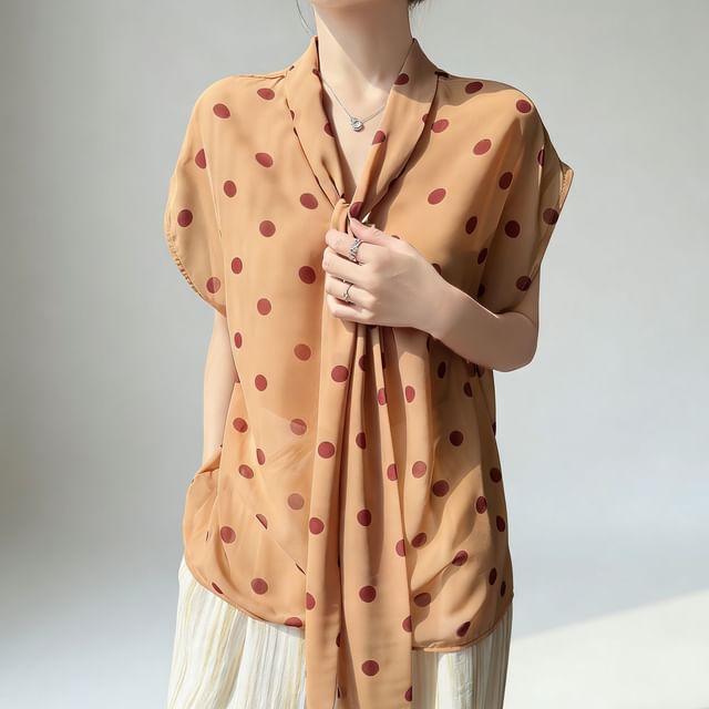 Weelop-Short-Sleeve Tie Neck Polka Dot Blouse