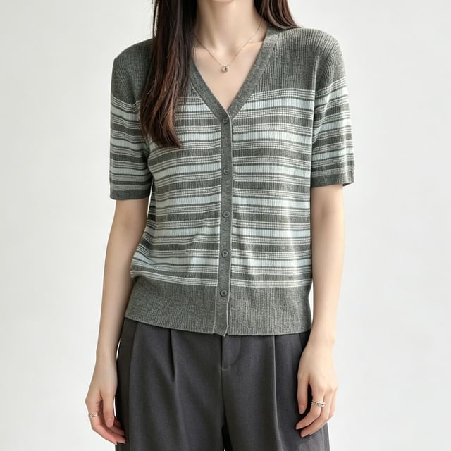 Weelop-Short Sleeve V-Neck Striped Cardigan