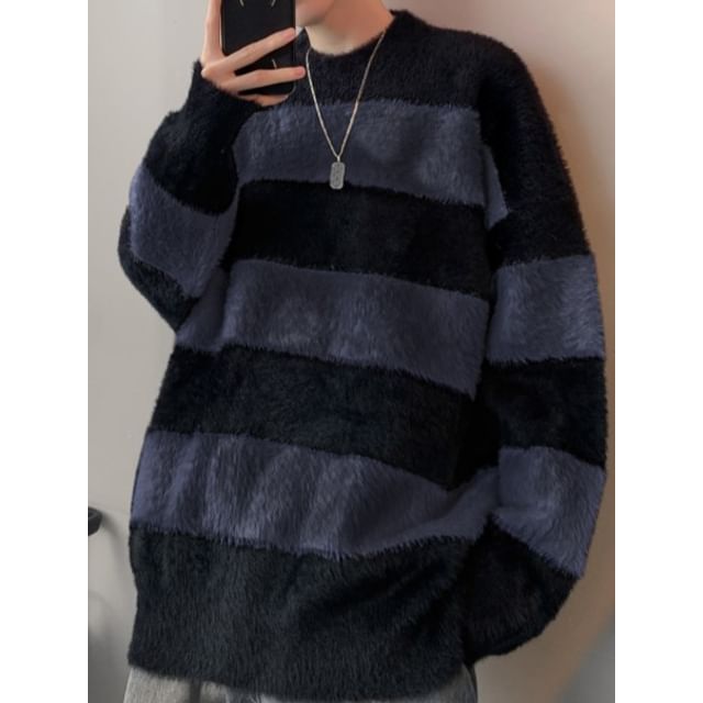 Wescosso-Long-Sleeve Crew Neck Striped Sweater